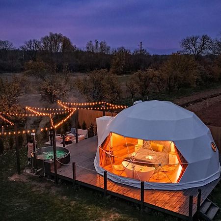 Green Garden Glamping Retezat Balan  Экстерьер фото
