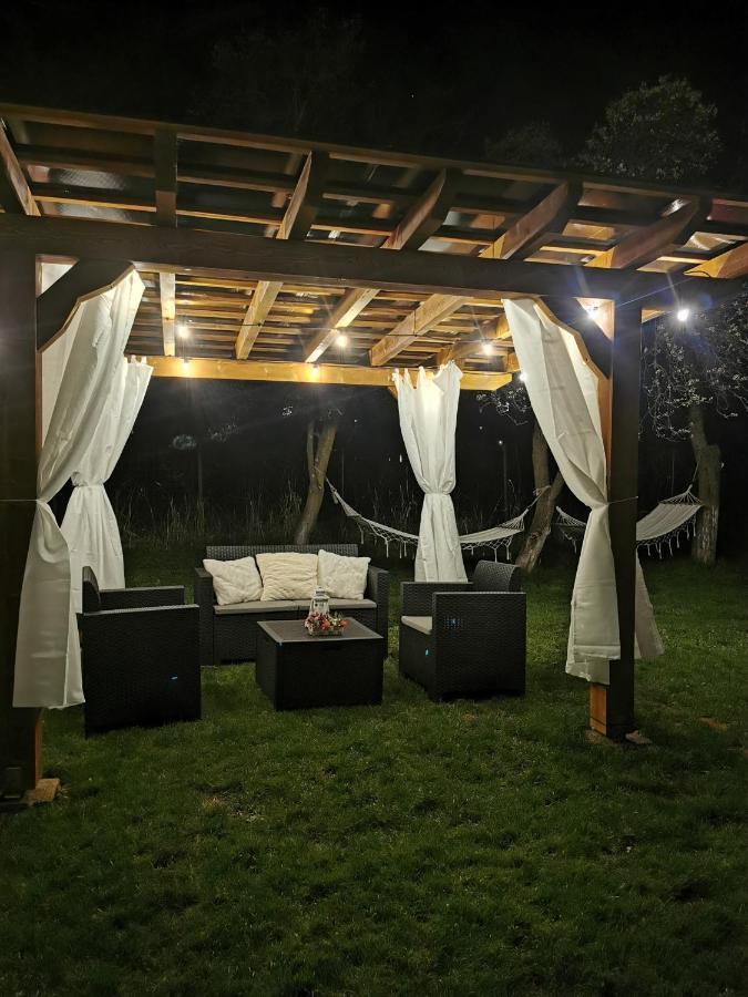 Green Garden Glamping Retezat Balan  Экстерьер фото