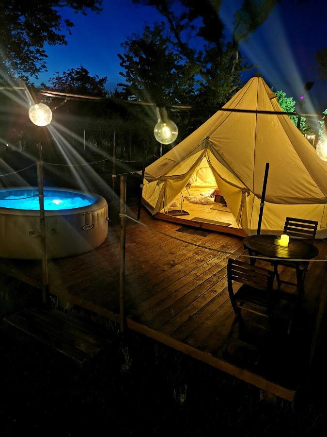 Green Garden Glamping Retezat Balan  Экстерьер фото