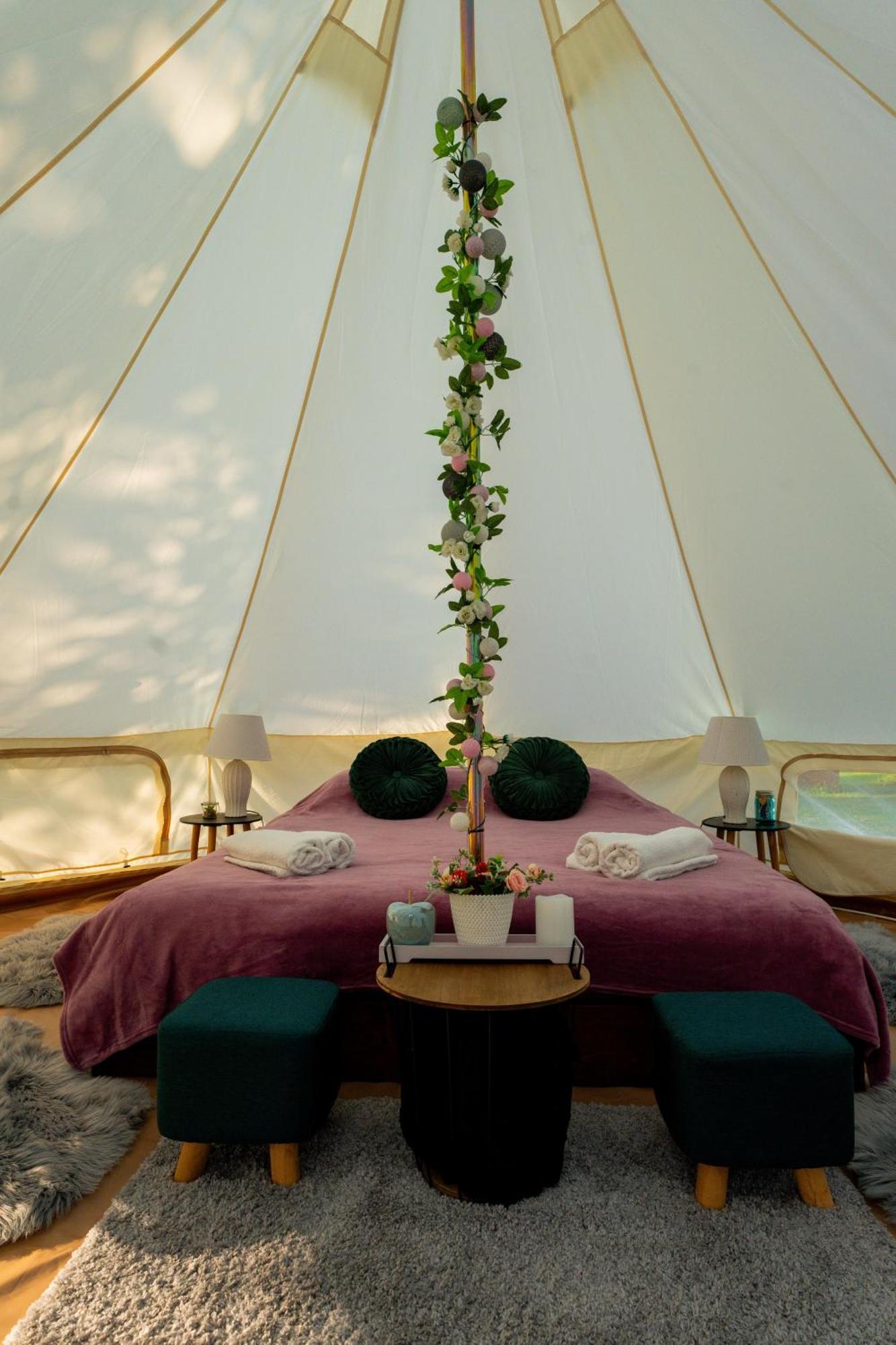 Green Garden Glamping Retezat Balan  Экстерьер фото