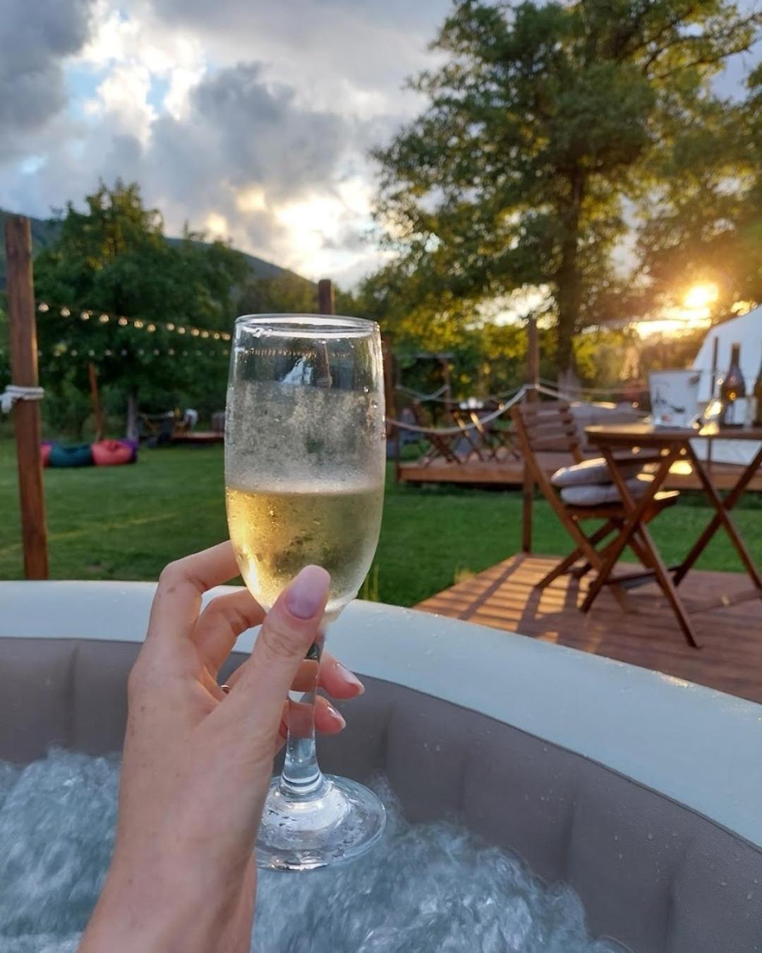 Green Garden Glamping Retezat Balan  Экстерьер фото