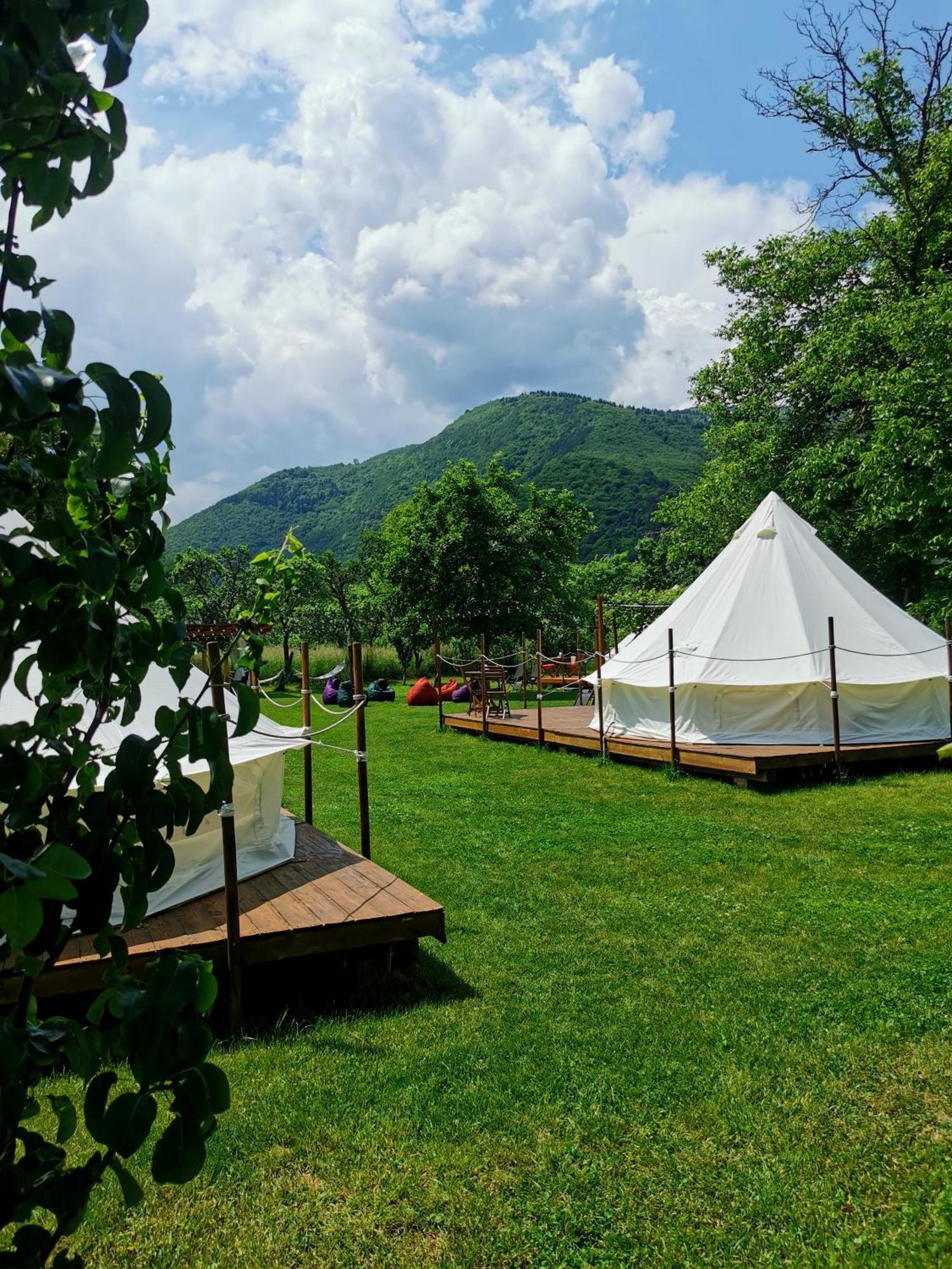 Green Garden Glamping Retezat Balan  Экстерьер фото
