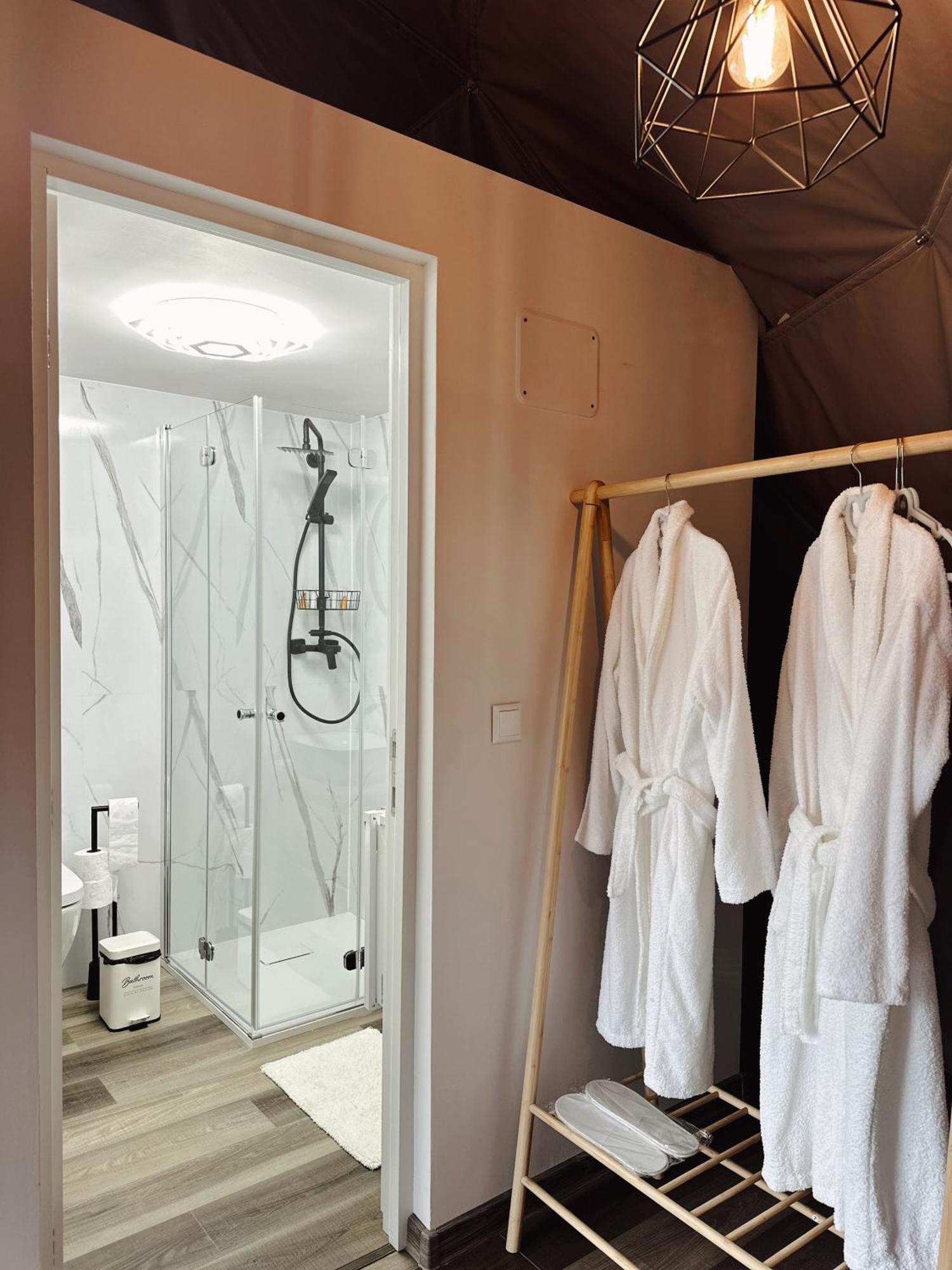 Green Garden Glamping Retezat Balan  Экстерьер фото